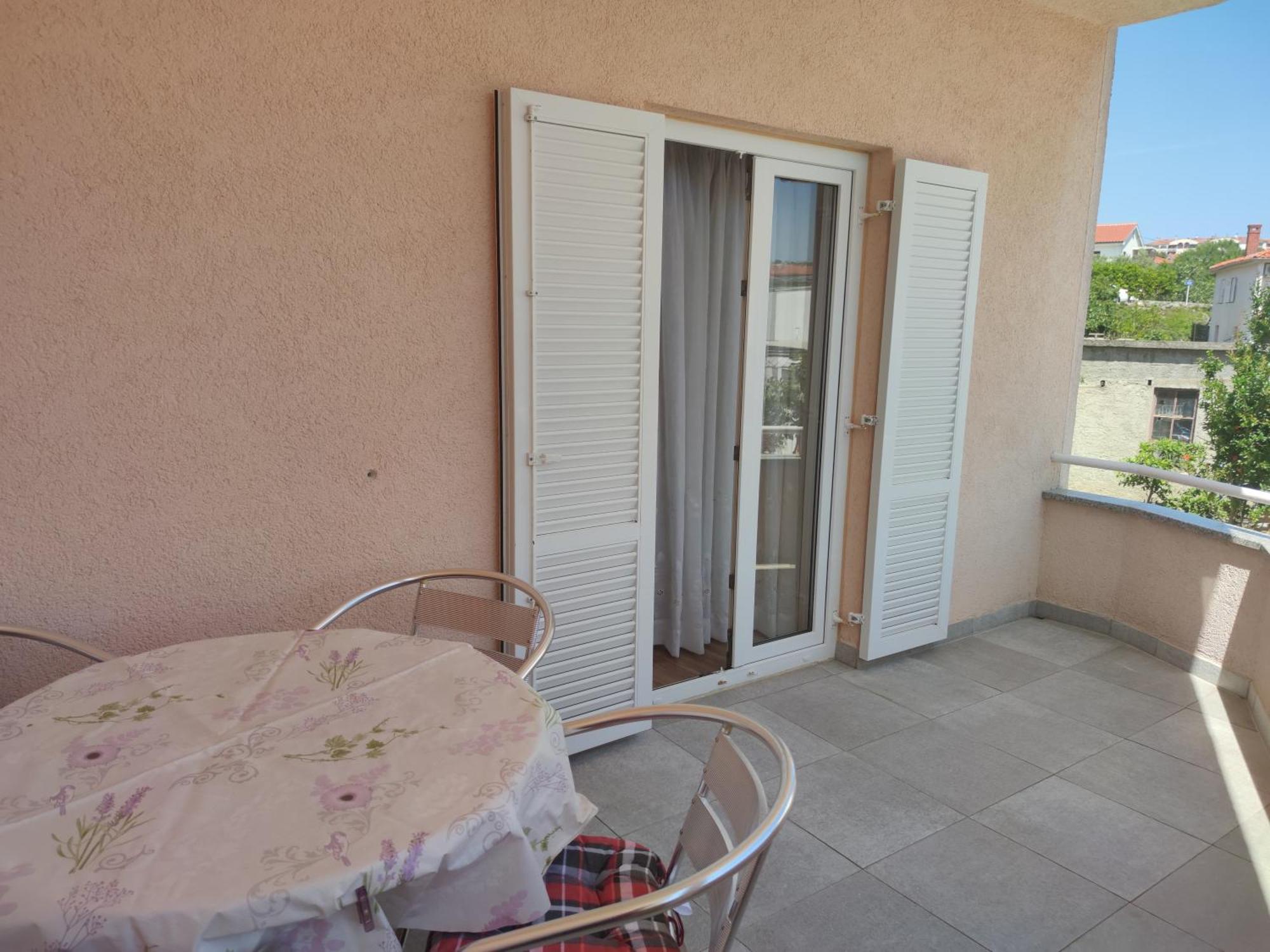 Apartments Dijana Krk Town Luaran gambar