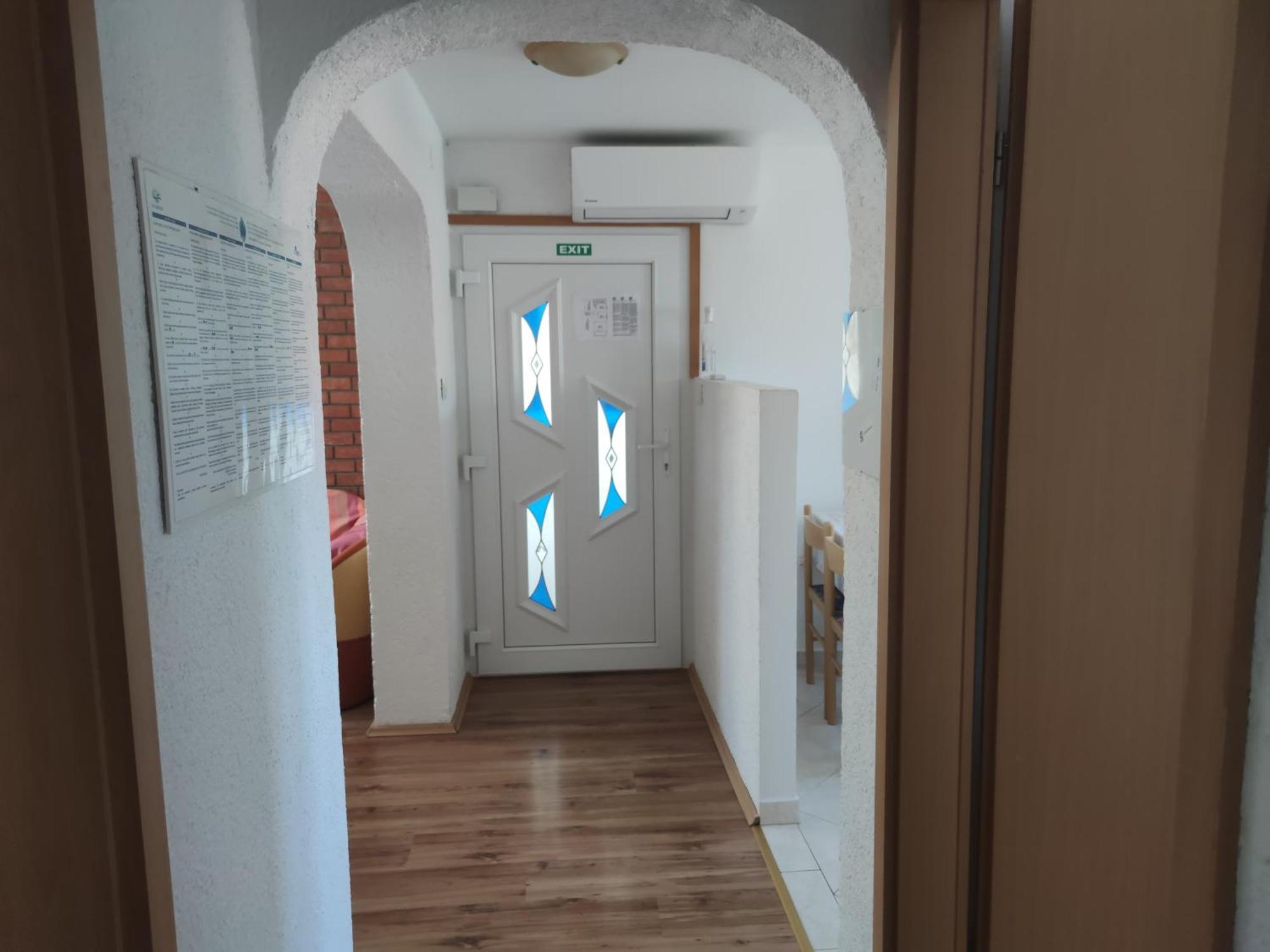 Apartments Dijana Krk Town Luaran gambar